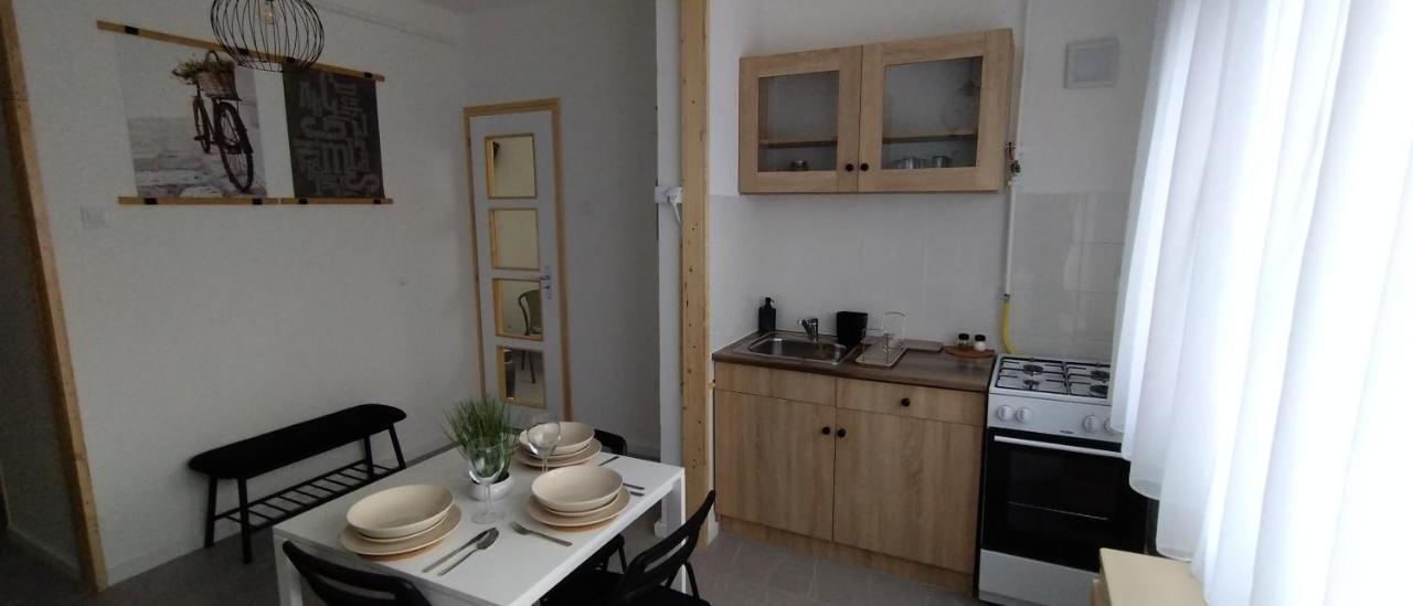 Blue Moon Apartman Eger Exterior photo