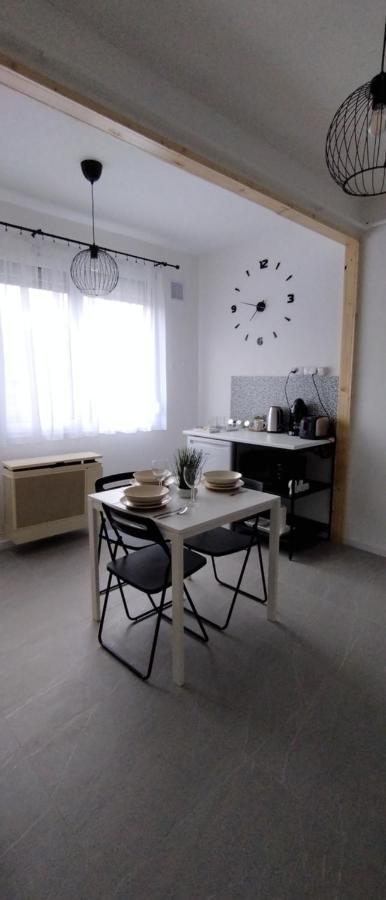 Blue Moon Apartman Eger Exterior photo