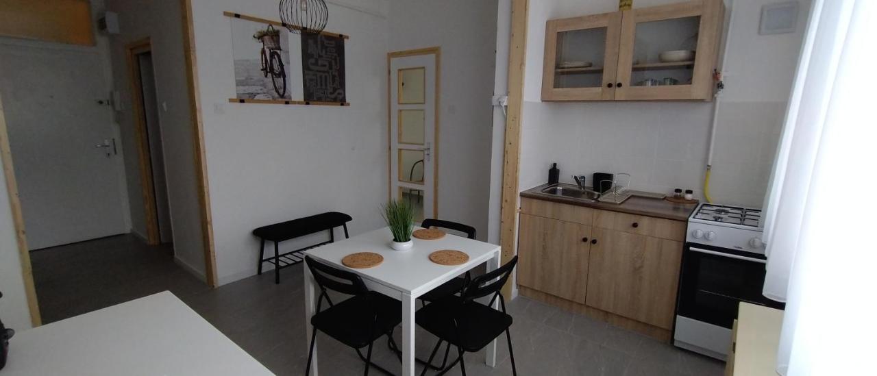 Blue Moon Apartman Eger Exterior photo